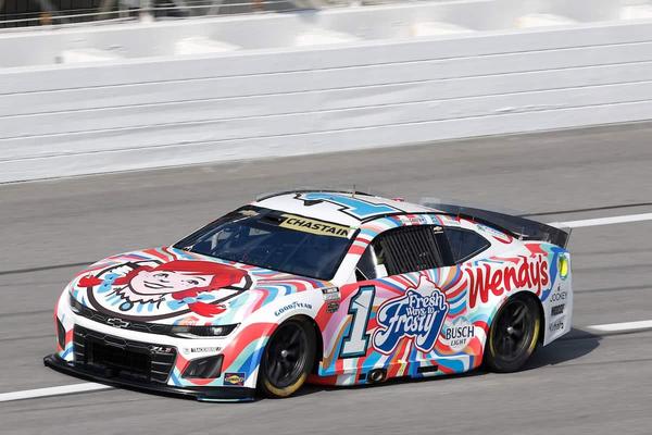 (Photo: Nigel Kinrade Photography)