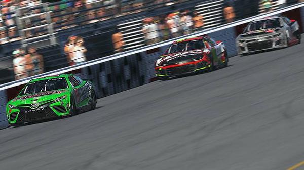 (Photo: iRacing via eNASCAR)