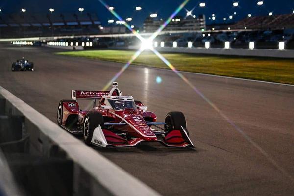 (Photo: James Black/Penske Entertainment)
