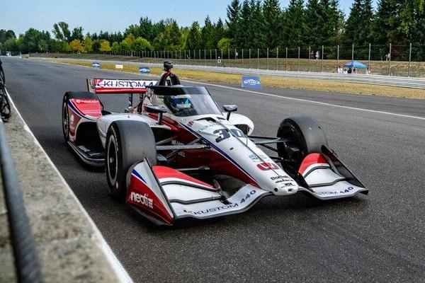 (Photo: Karl Zemlin/Penske Entertainment)
