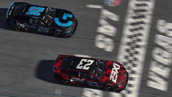 (Photo: iRacing via Justin Melillo)