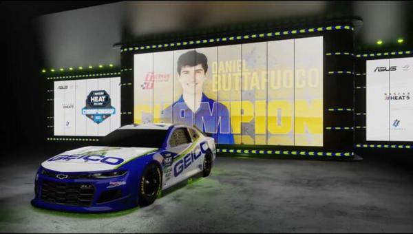 (Photo: eNASCAR Twitch)