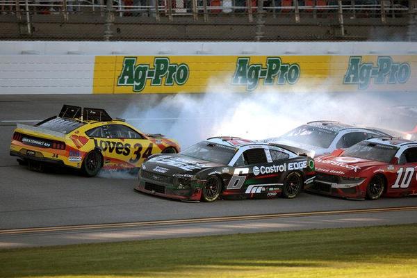 (Photo: NASCAR Media via James Gilbert of Getty Images)