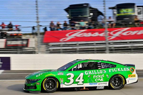 (Photo: Nigel Kinrade Photography)