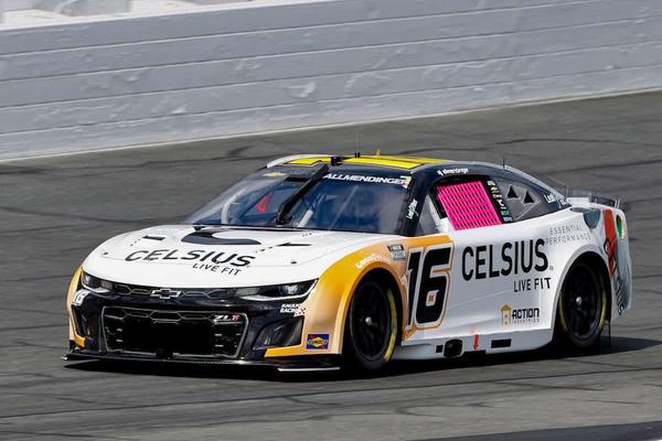 (Photo: Nigel Kinrade Photography)