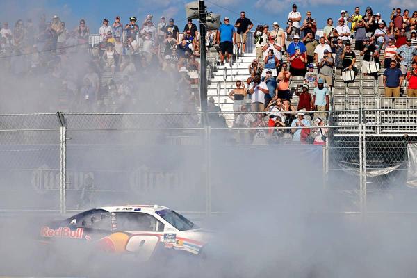 (Photo: Nigel Kinrade Photography)