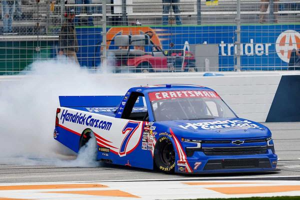 (Photo: Nigel Kinrade Photography)