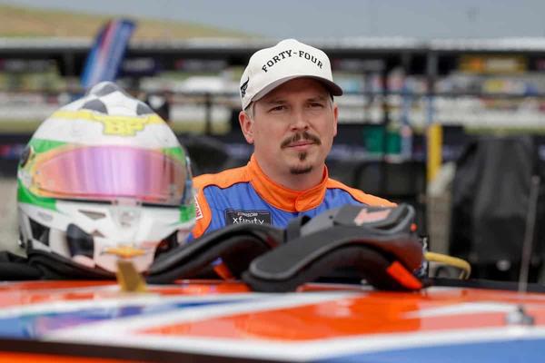 (Photo: Nigel Kinrade Photography)