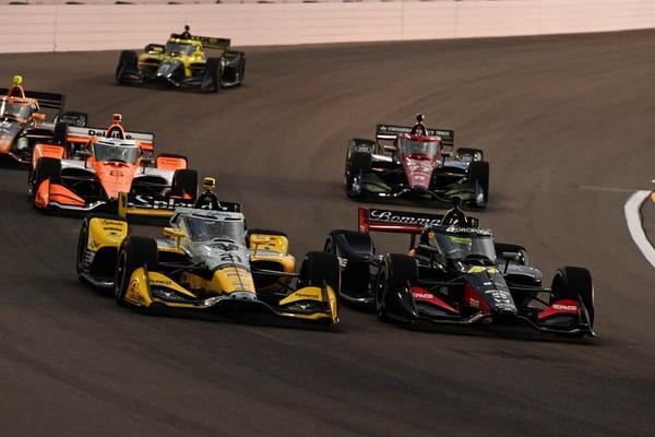 (Photo: James Black/Penske Entertainment)