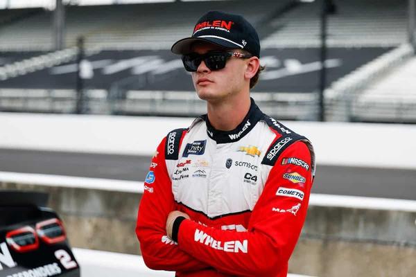 (Photo: Nigel Kinrade Photography)