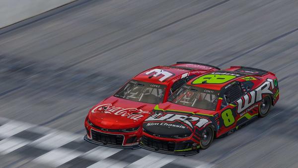 (Photo: iRacing via eNASCAR)