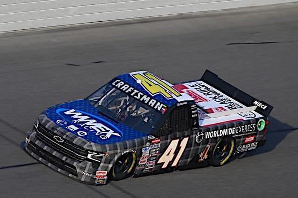 (Photo: Nigel Kinrade Photography)