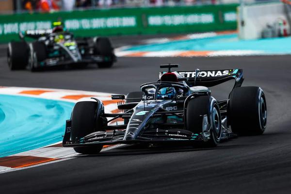 (Photo: Jiri Krenek/Mercedes)
