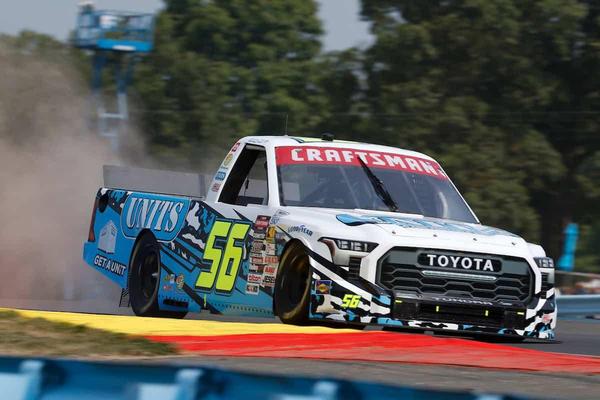 (Photo: Nigel Kinrade Photography)