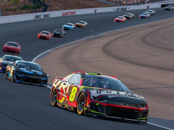(Photo: iRacing via eNASCAR)