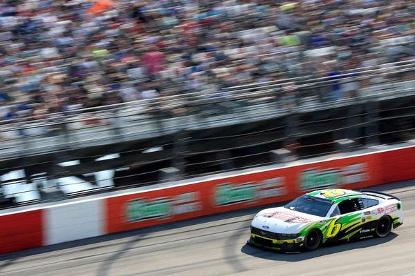 (Photo: Nigel Kinrade Photography)