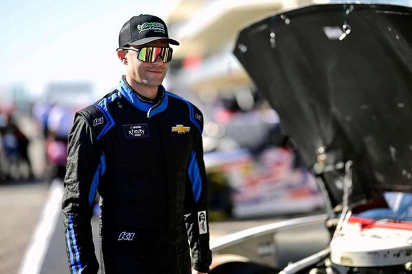 (Photo: Nigel Kinrade Photography)