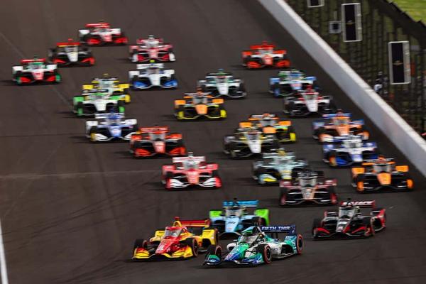 (Photo: Joe Skibinksi/Penske Entertainment)