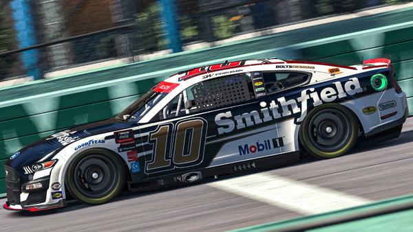(Photo: iRacing via eNASCAR)