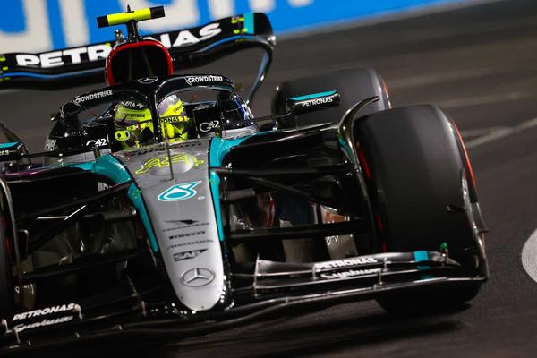 (Photo: LAT Images via Mercedes)