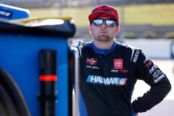 (Photo: Nigel Kinrade Photography)