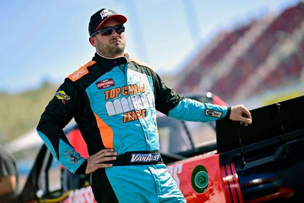 (Photo: Nigel Kinrade Photography)