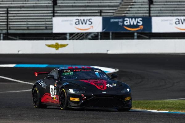 (Photo: Fabian Lagunas/SRO Motorsports Group)