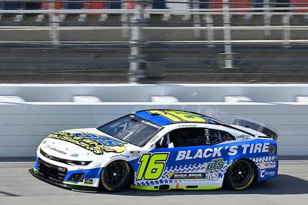 (Photo: Nigel Kinrade Photography)