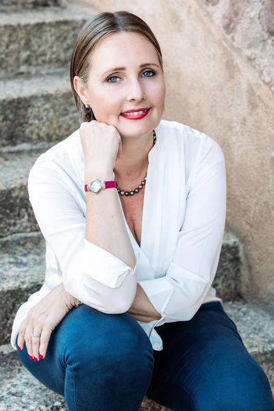 Upload your headshot