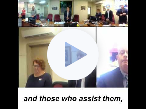 Non-religious councillors walk out over Oberon's prayers