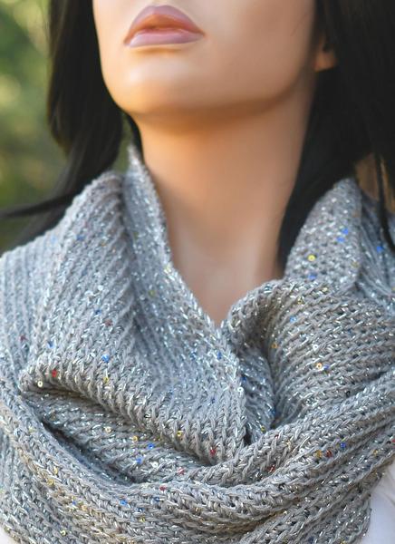 A Knight Out Cowl Free Crochet Pattern