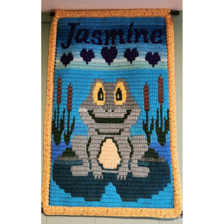 Jasmine Frog Wall Hanging Mosaic Crochet Pattern