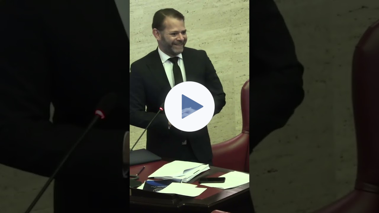 El senado quiere enmendar la constitución ilegalmente.