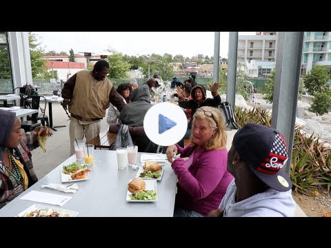 Random Act of Kindness : Formerly Homeless Man Takes Homeless People Out To Breakfast