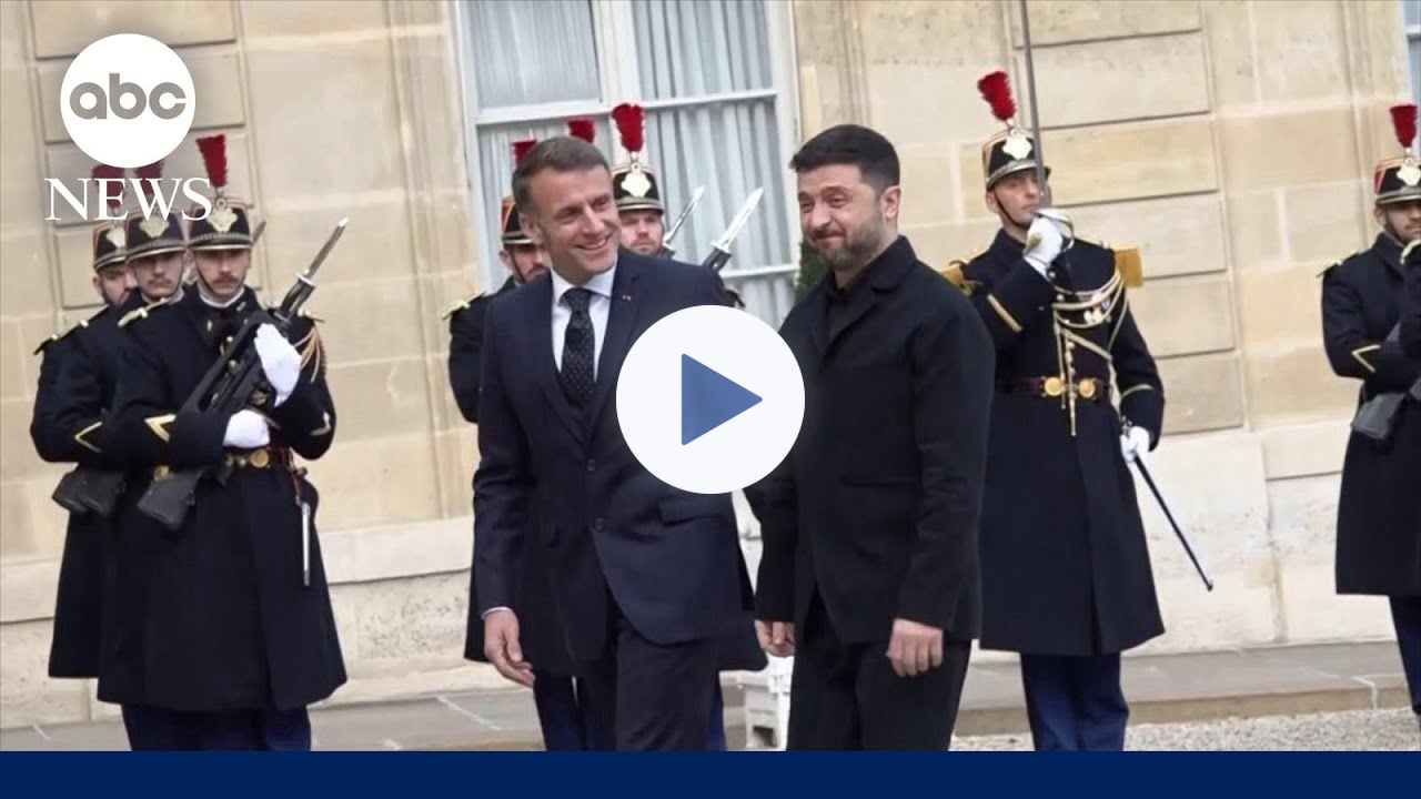 Zelenskyy meets Macron to discuss US-backed peace plan to end war