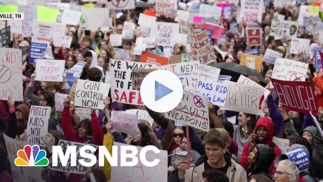 Nashville students walk out, demand gun safety legislation