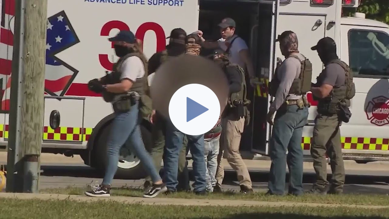 ICE agents make arrests in Chicago while immigration activists speak up