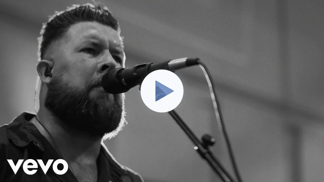 Zach Williams - Fear is a Liar (Live from Harding Prison)