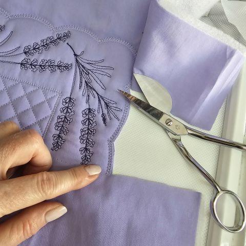  Machine Embroidery Tutorial: Creating a Large Placemat Using Smaller Hoops