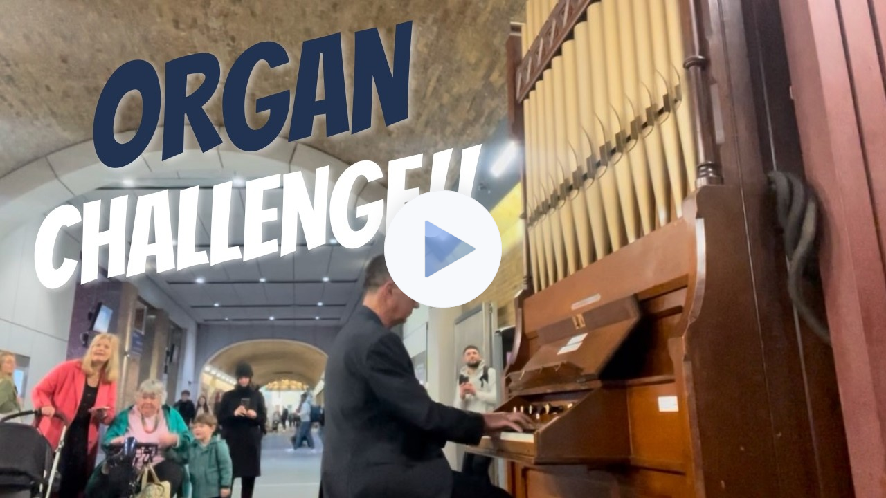 Pipe Organ Busking | Absolutely Stunning