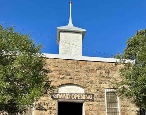 GrandOpening2.jpg
