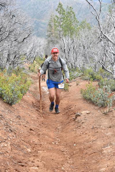 Alex Rojas running an ultramarathon trail race