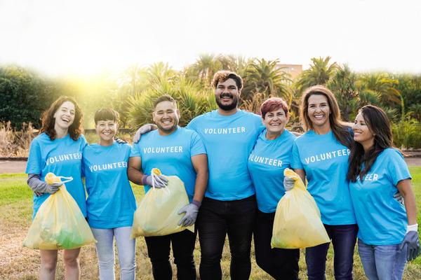 People volunteering and connecting