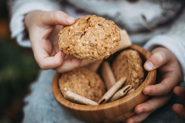 How to Make Oatmeal Cookies