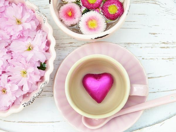  10 Creative Ways to Celebrate Mother's Day on a Budget