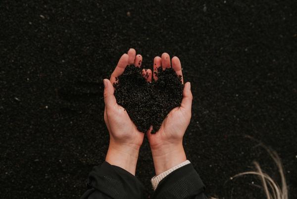 Health Benefits of Putting Your Hands in Soil