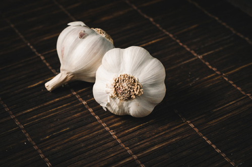 14 Medicinal Uses for Garlic