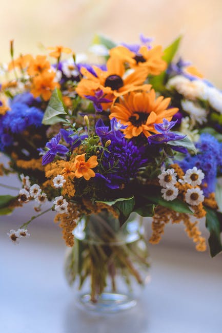 The Ultimate Guide to Extending The Life of Fresh Flowers