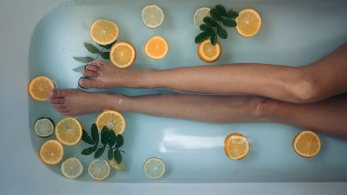 Detoxifying, Healing Bath & Foot Soak