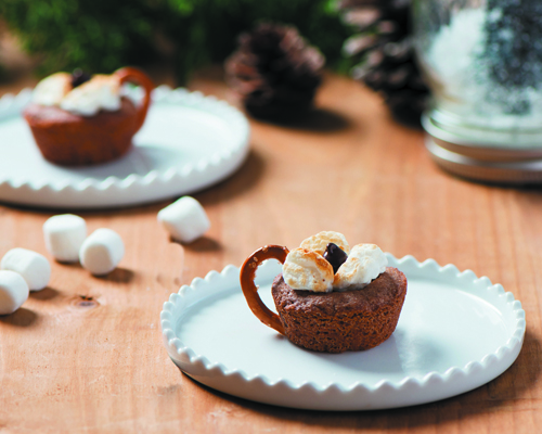 Hot Chocolate Inspired Cookie Cups